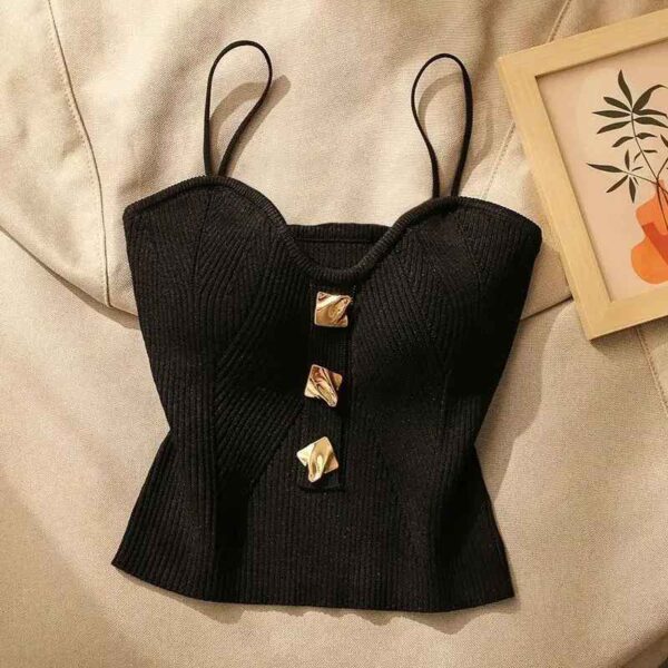 Crop Top Chic à Bretelles Fines avec Boutons Dorés – Image 2